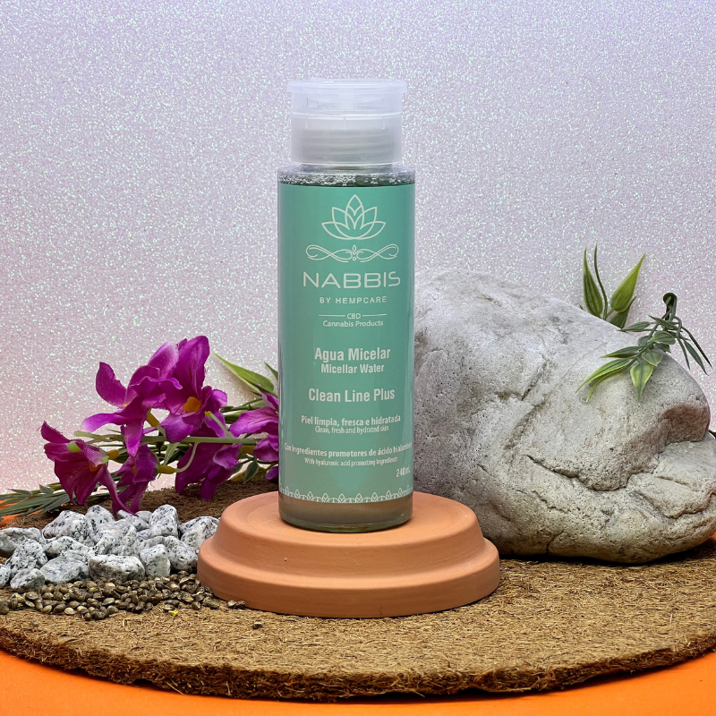 Agua micelar clean line plus con CBD 240 ml